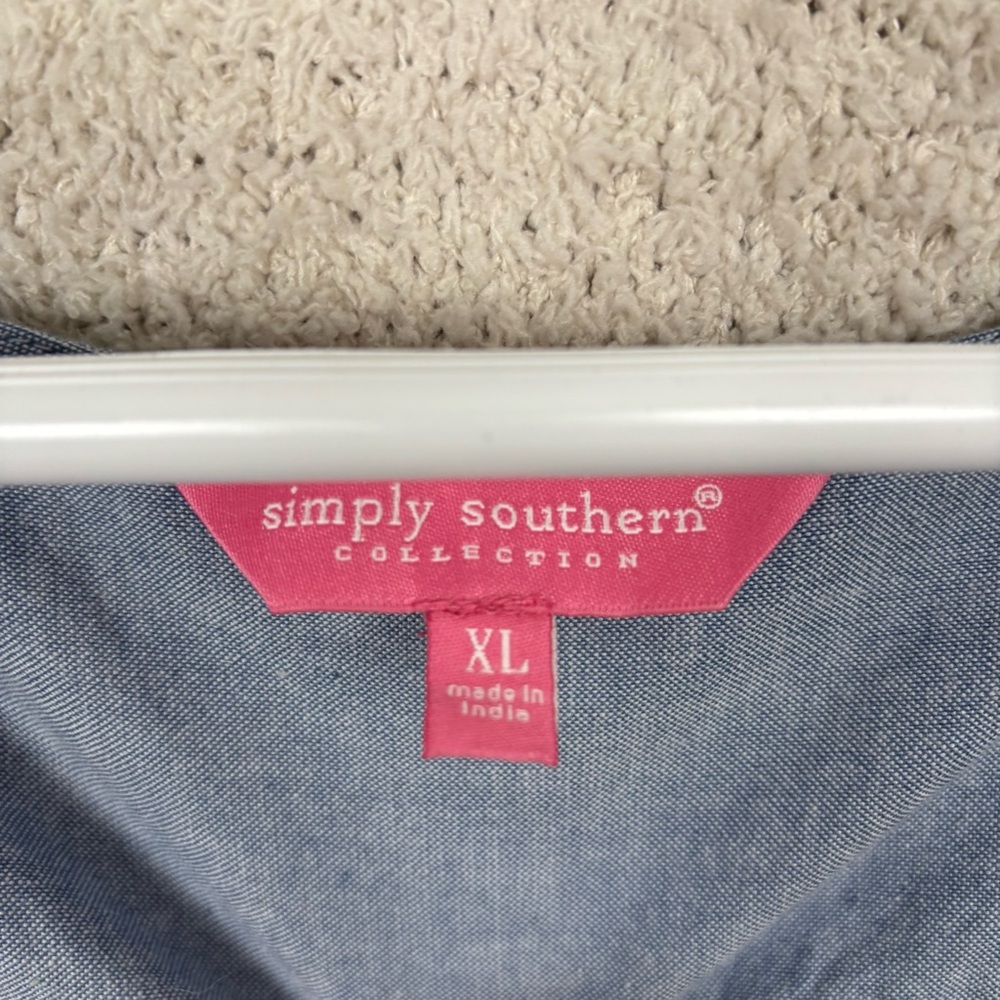 Simply Southern Top X-Large Blue Smocked Ruffle Chambray Blouse 100% Cotton - Picture 8 of 10